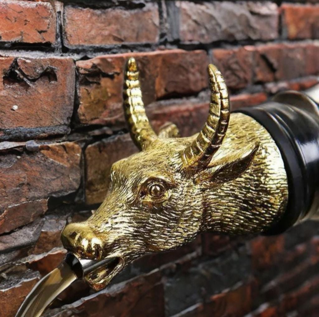 Gold Bull Head Liquor & Wine Bottle Pourer — photo 2