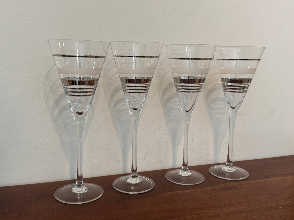 Vintage Silver & Frosted Pinstripe Wine and Champagne Glasses, Set of 4 — photo 5