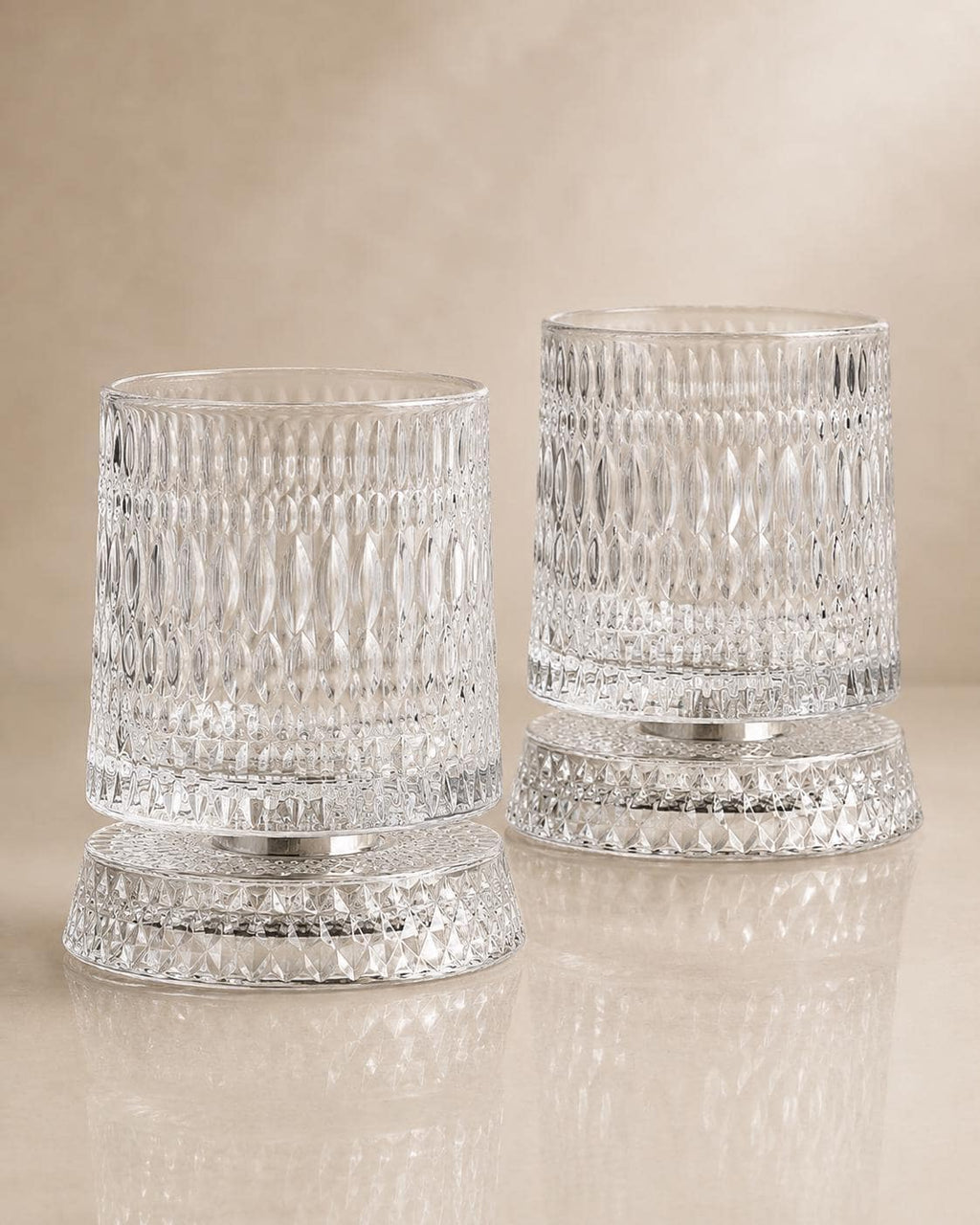 Spinning whiskey glasses with rotating bases, photo 2